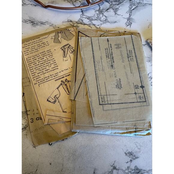 Vintage Sewing Patterns Mens Pajamas and Shirts Set of 2 - Picture 6 of 7